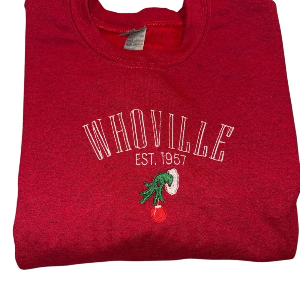 Red Whoville Grinch Sweatshirt size small